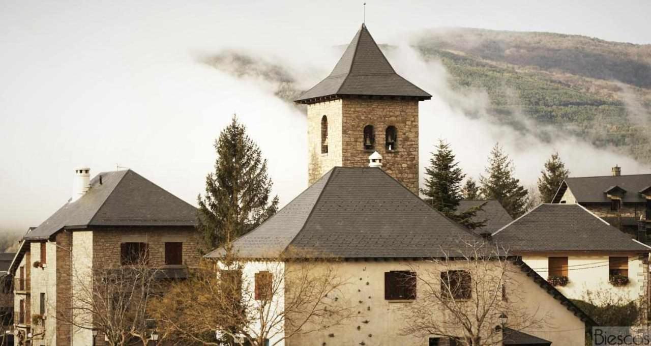 Casa Rural Biescas Chalet de montaña en el Pirineo Villa Gavín Exterior foto